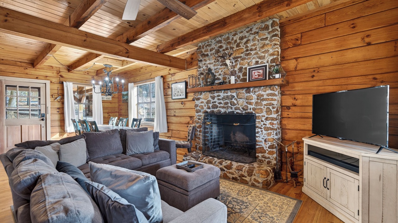 Photo of Livingroom in Milledgeville