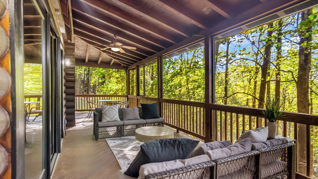 Photo of Patio Balcony in Walnut Mountain