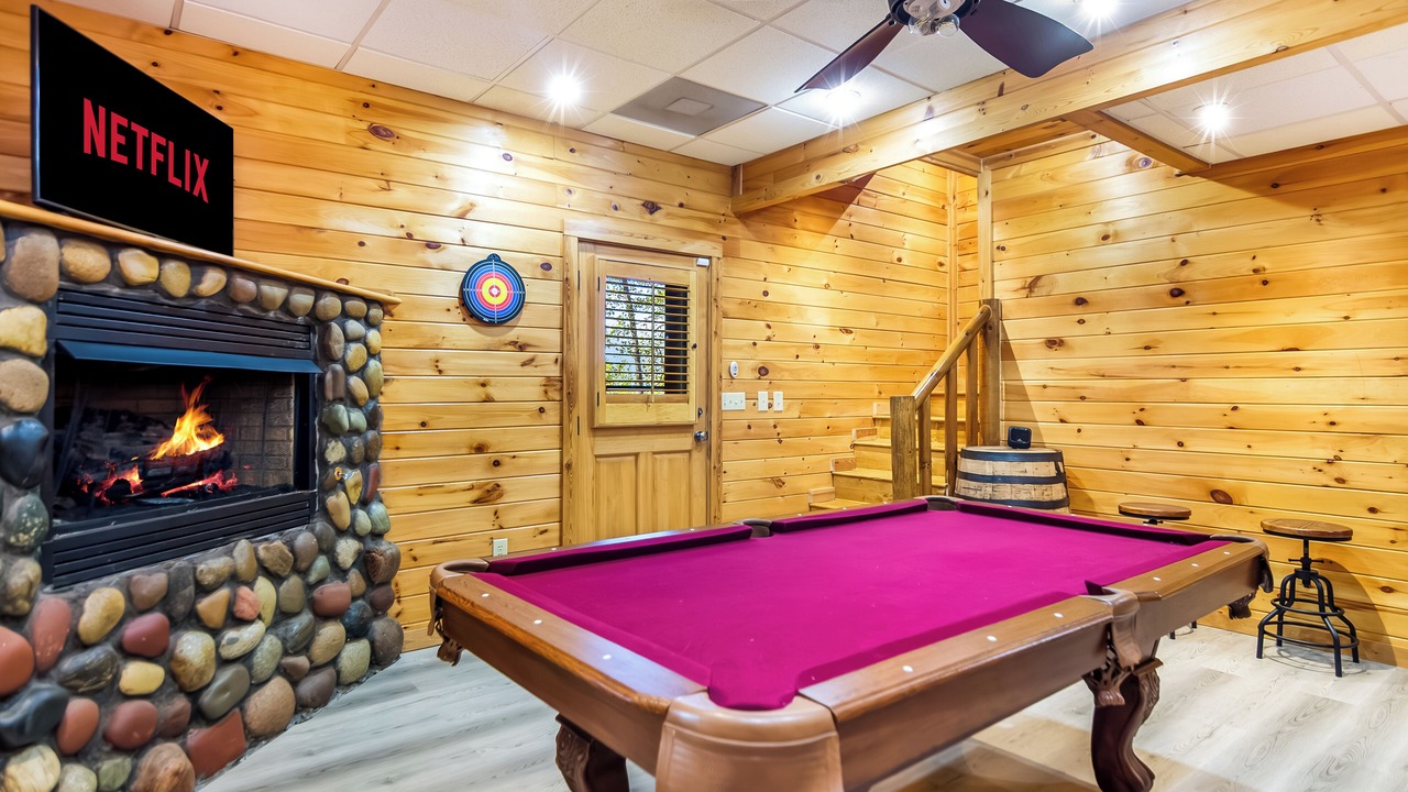 Photo of Bedroom in Walnut Mountain