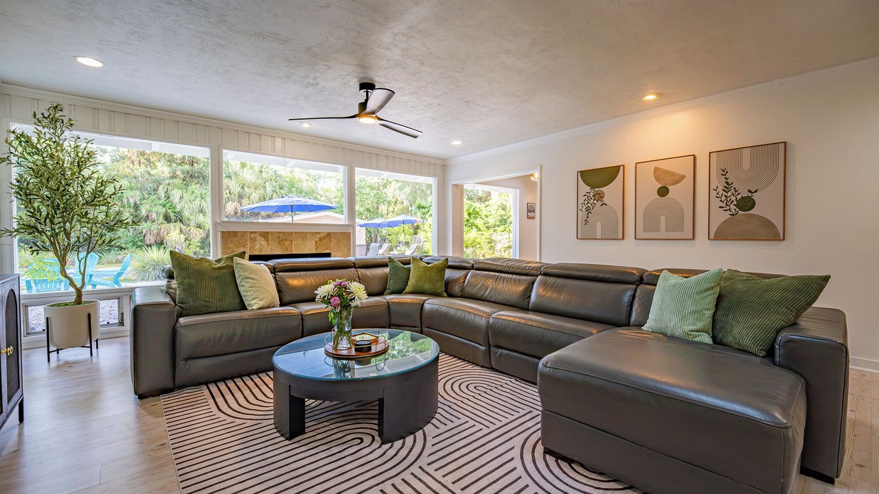Photo of Livingroom in Gainesville