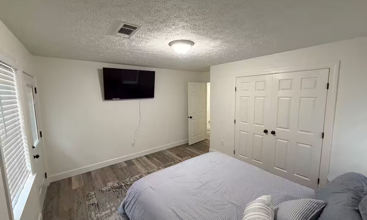 Photo of Bedroom in Louisville