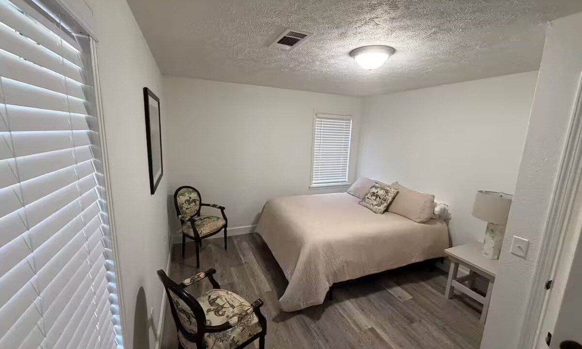 Photo of Bedroom in Louisville
