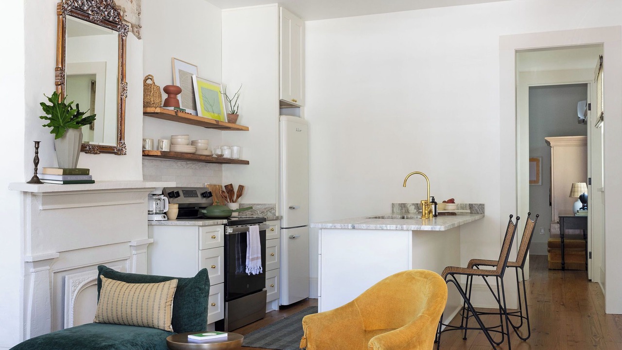 Photo of Livingroom in Lower Garden District