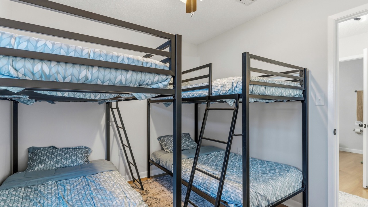 Photo of Bedroom in Mary Esther