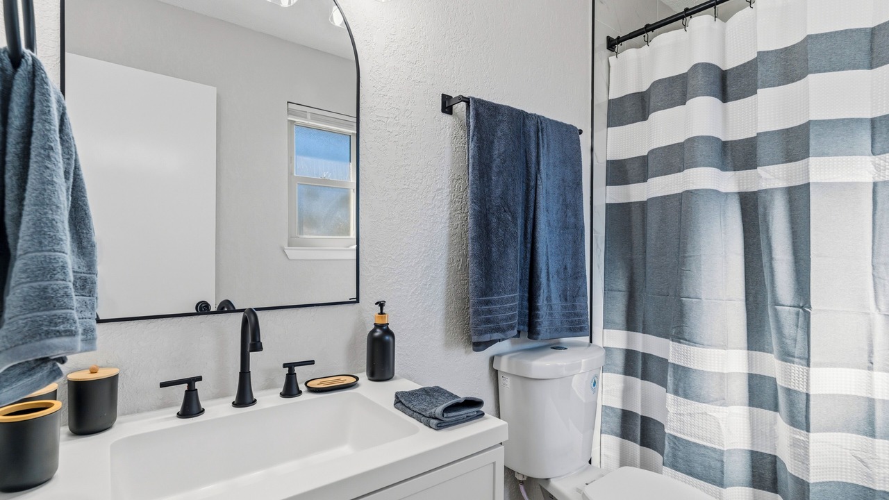 Photo of Bathroom in Mary Esther