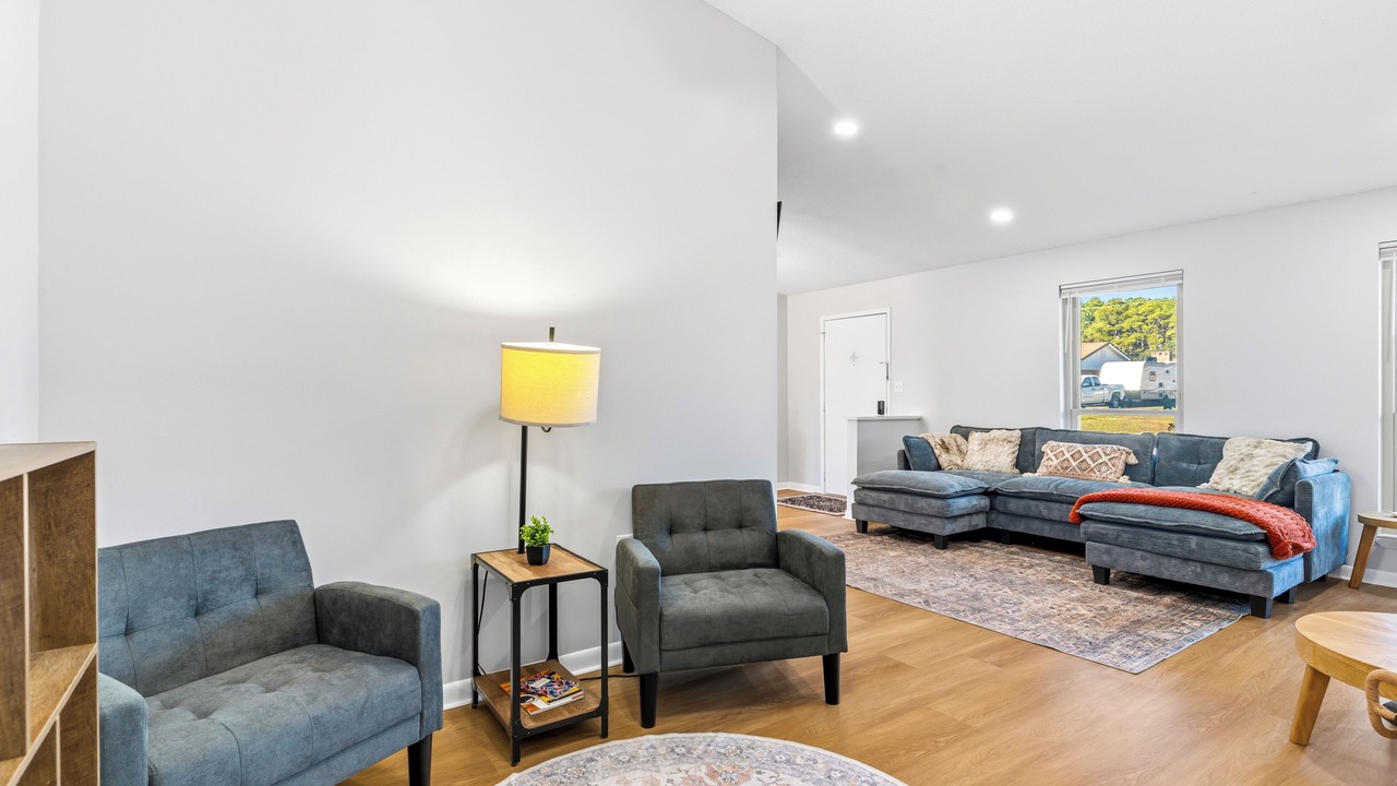 Photo of Livingroom in Mary Esther