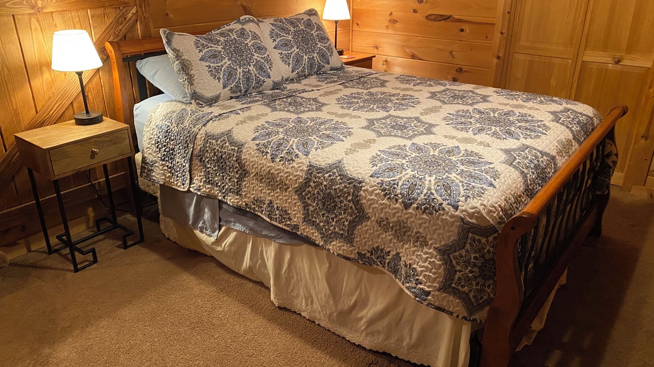 Photo of Bedroom in Ellijay