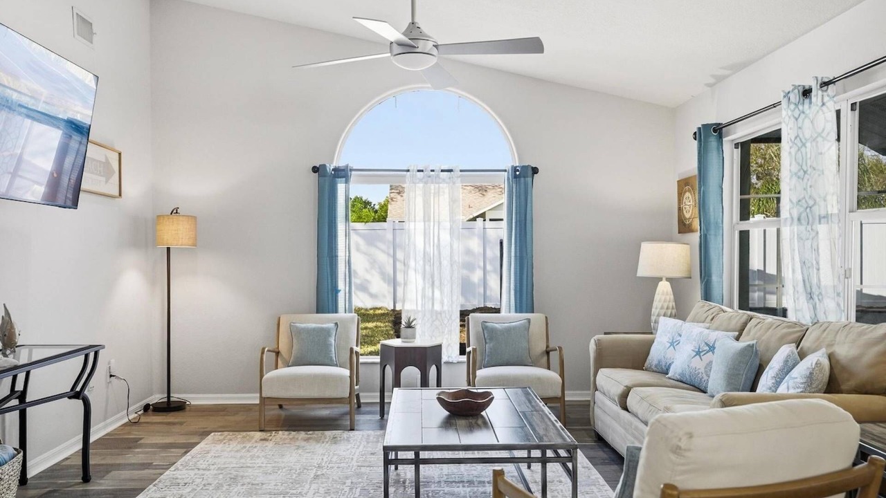 Photo of Livingroom in Palm Harbor