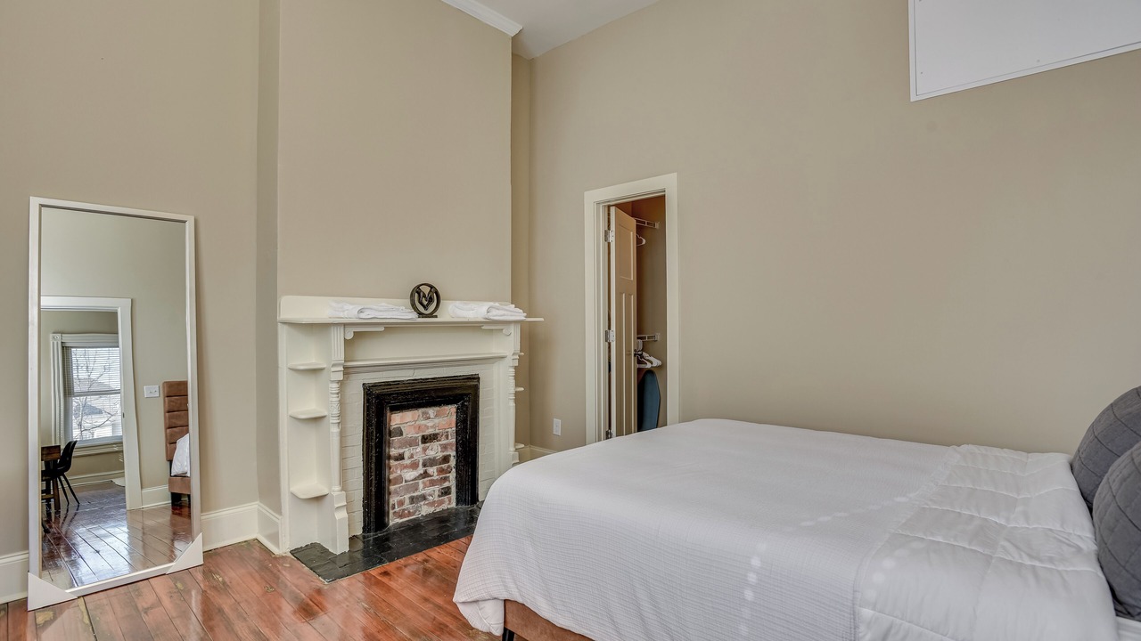 Photo of Bedroom in Downtown