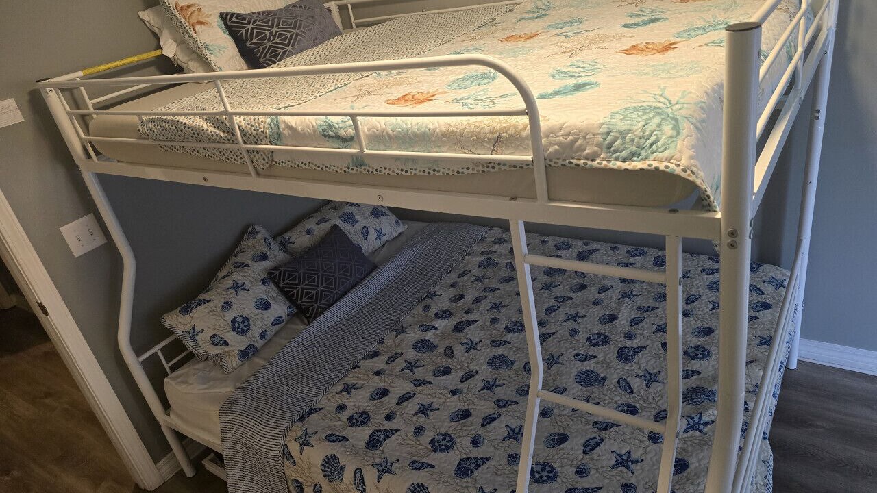 Photo of Bedroom in Biltmore Beach