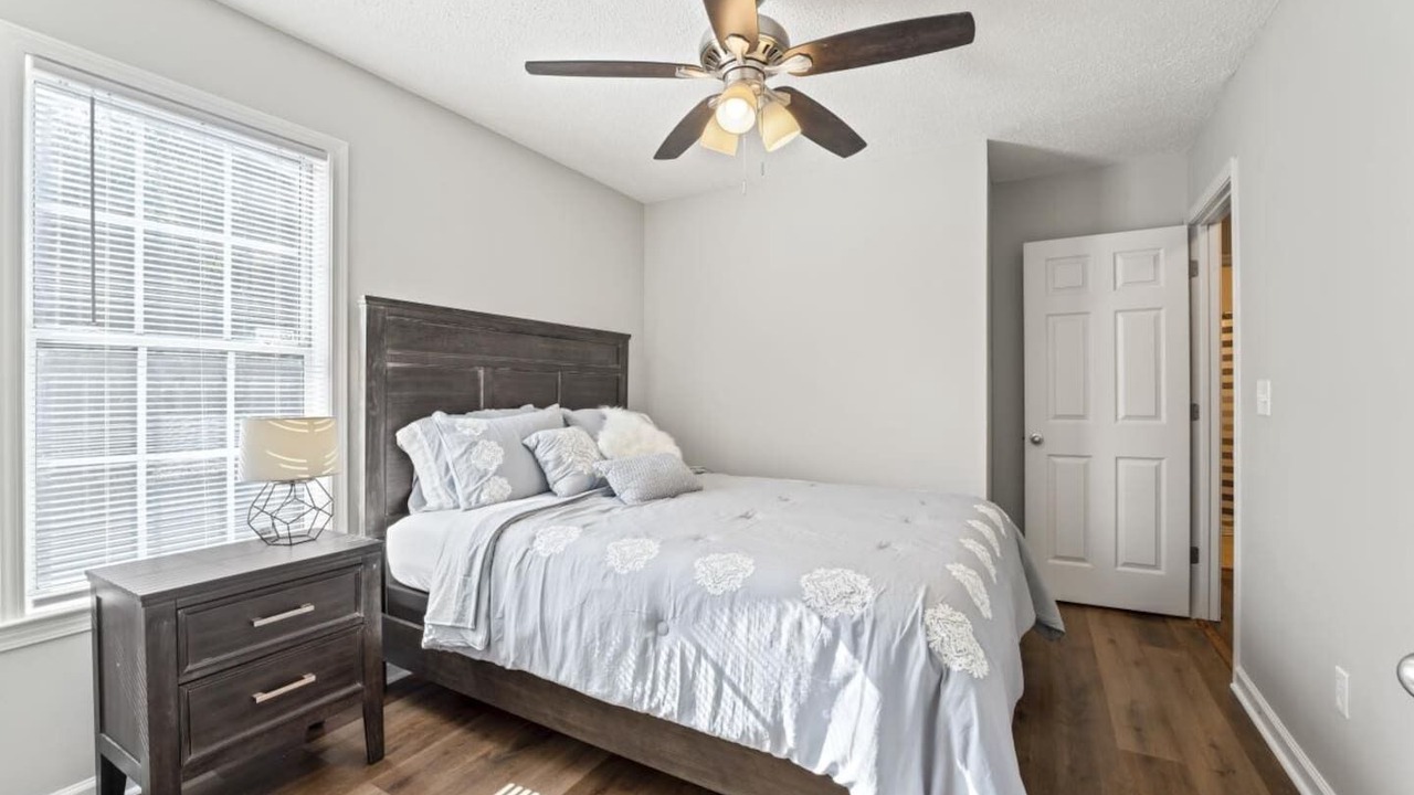 Photo of Bedroom in Shannon