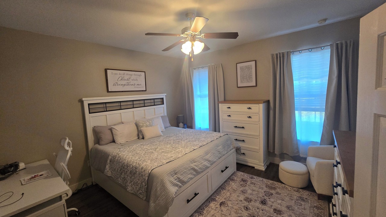 Photo of Bedroom in Mount Dora