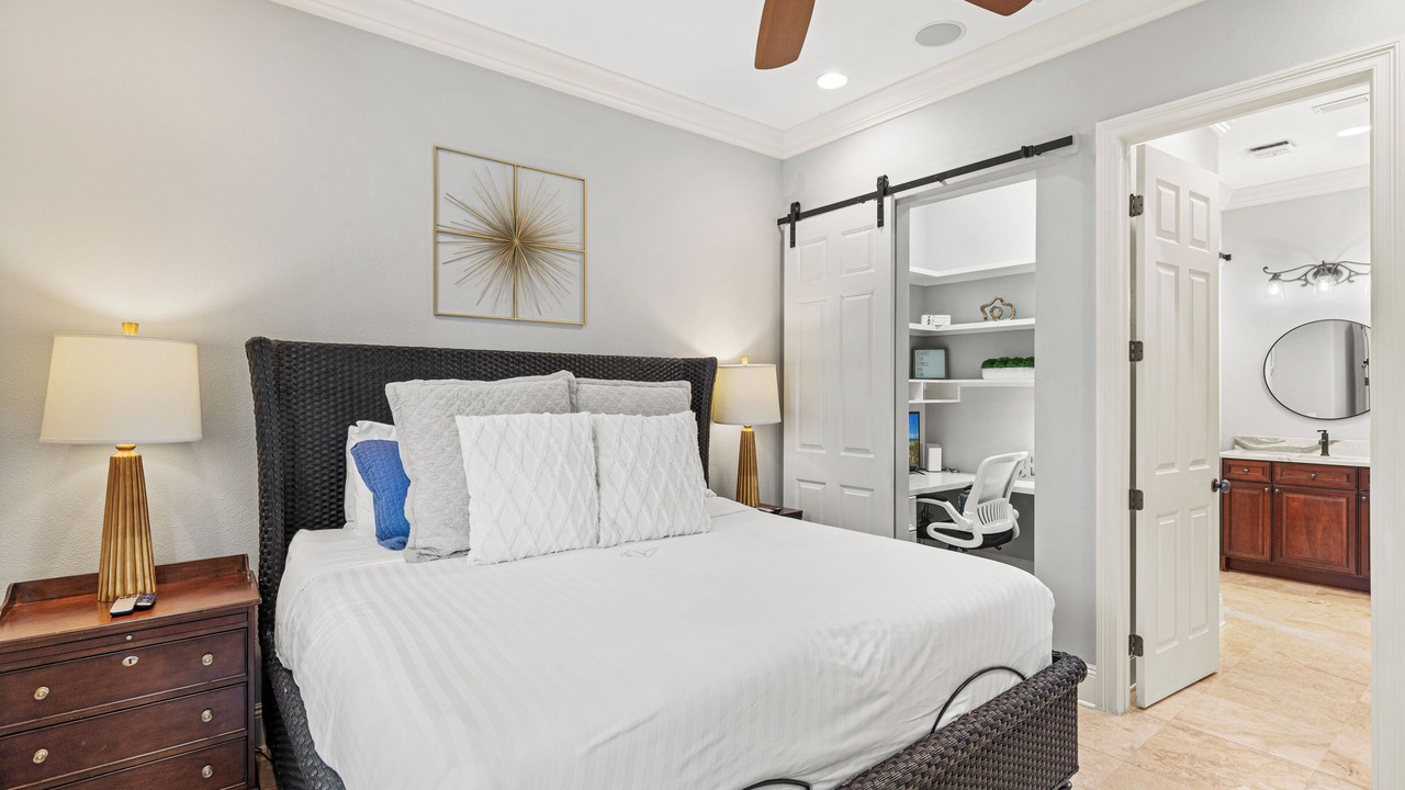 Photo of Bedroom in Villa Lago