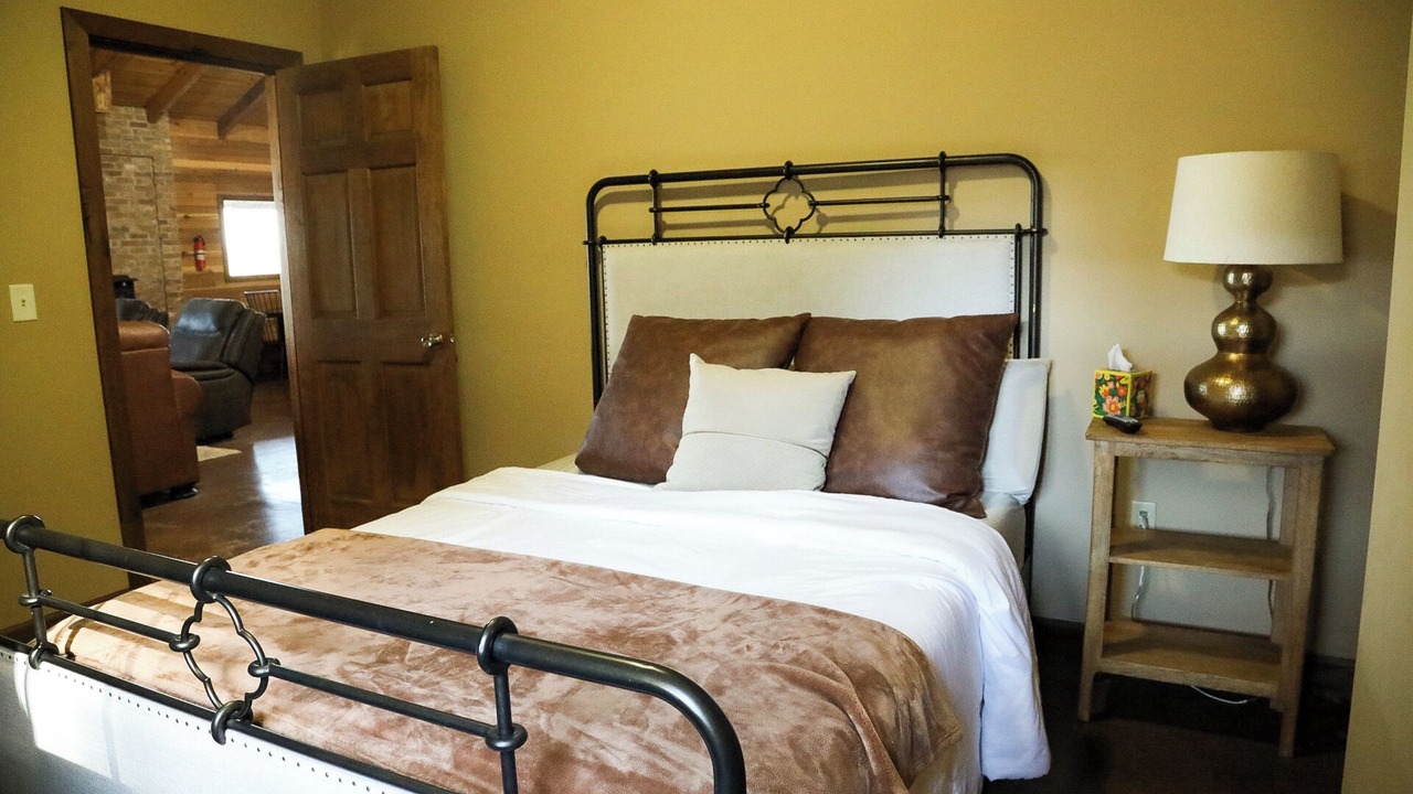 Photo of Bedroom in Reece City