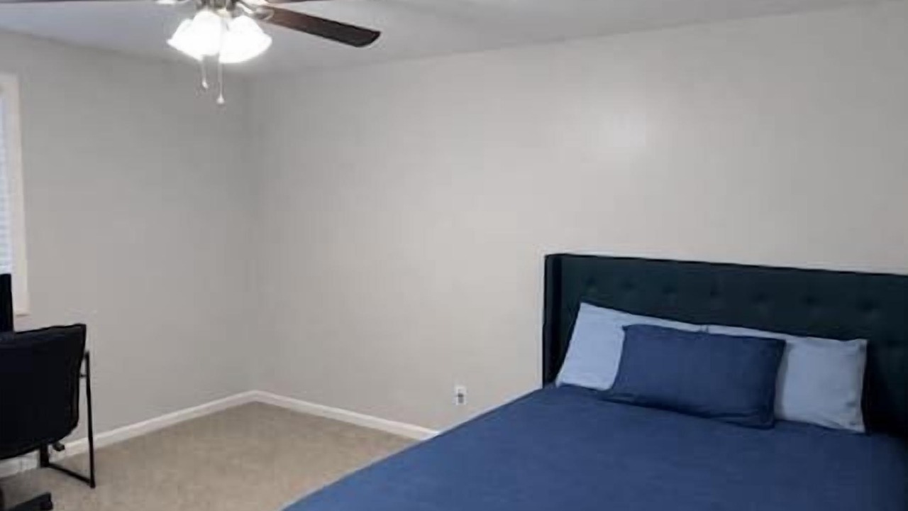 Photo of Bedroom in Albany