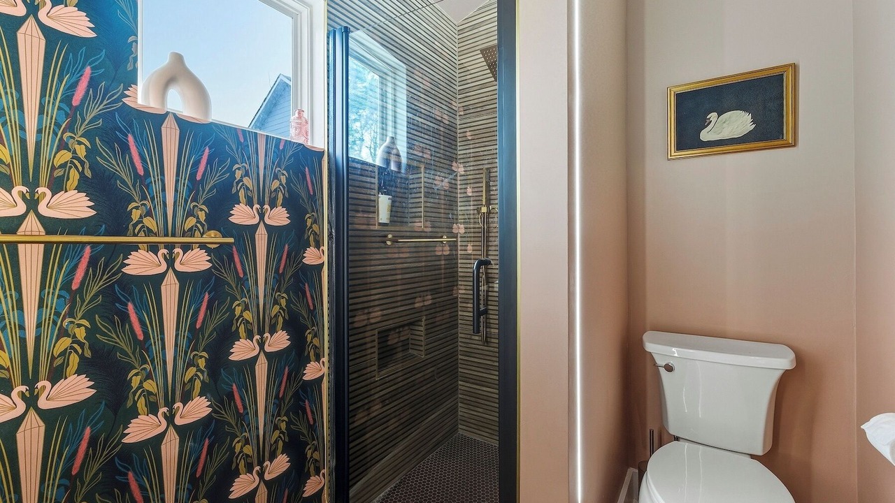 Photo of Bathroom in East Side