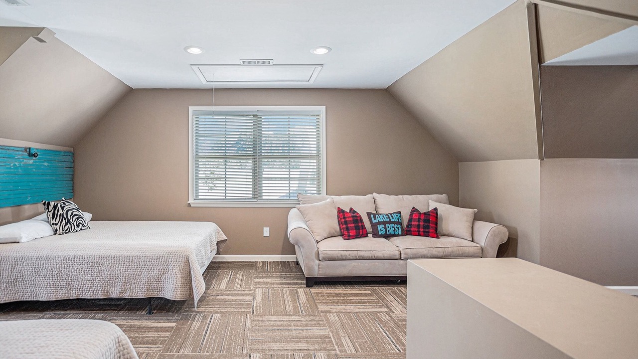 Photo of Bedroom in Columbiana