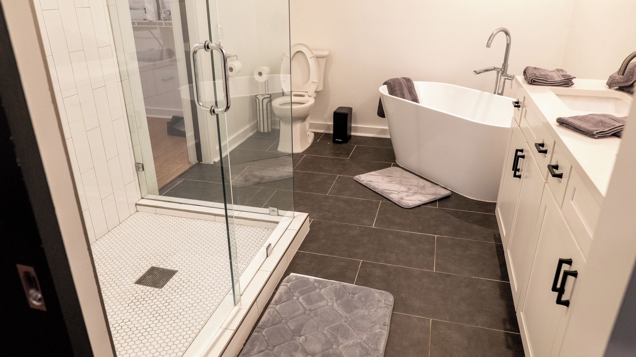 Photo of Bathroom in Atlantic Station Area