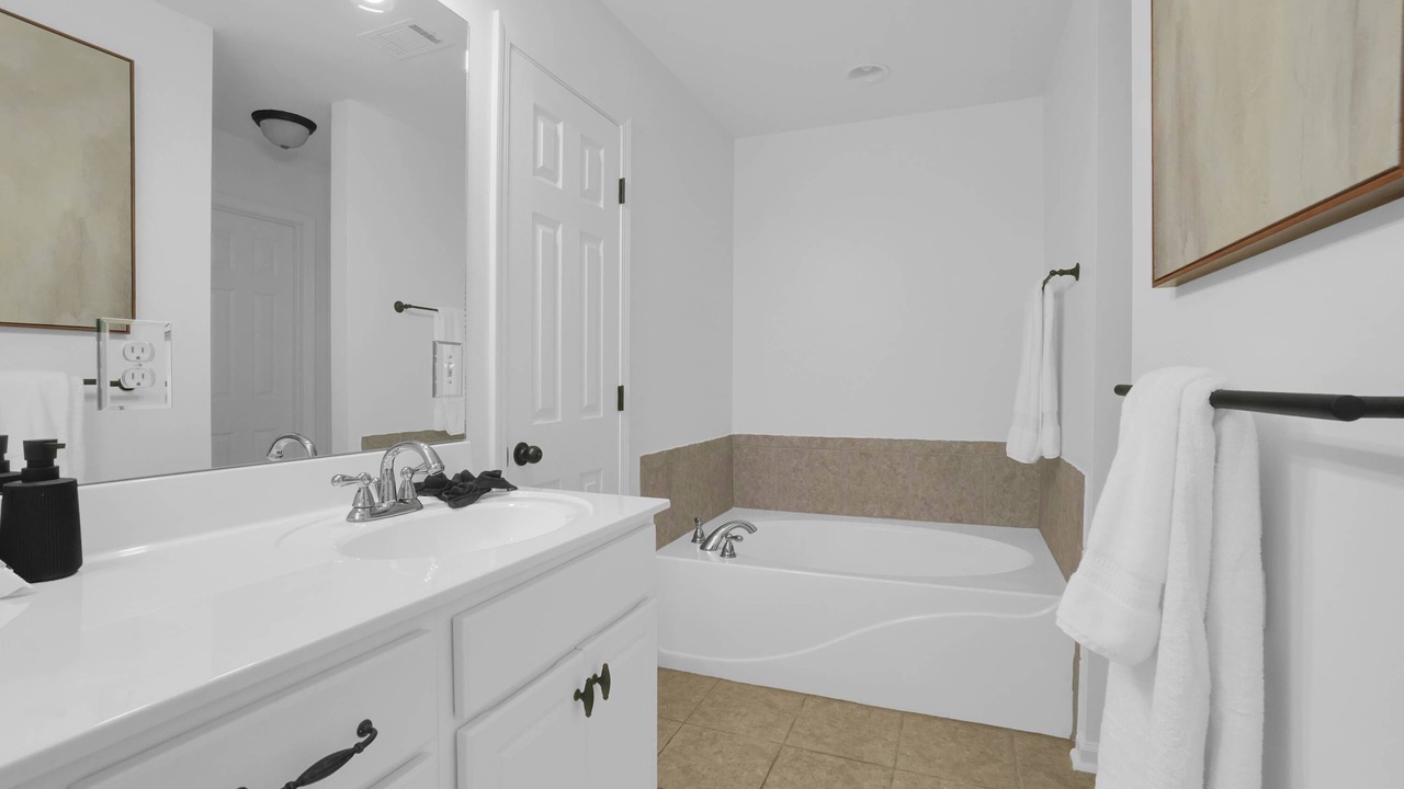 Photo of Bathroom in Gunter Afs