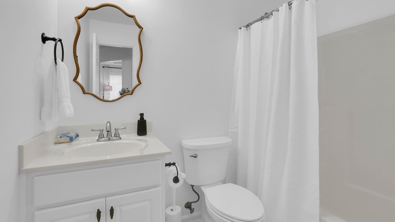 Photo of Bathroom in Gunter Afs