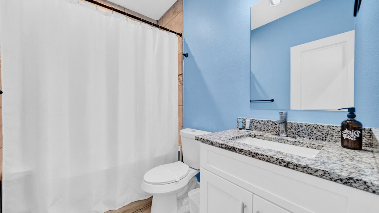 Photo of Bathroom in Bridgewater Crossing
