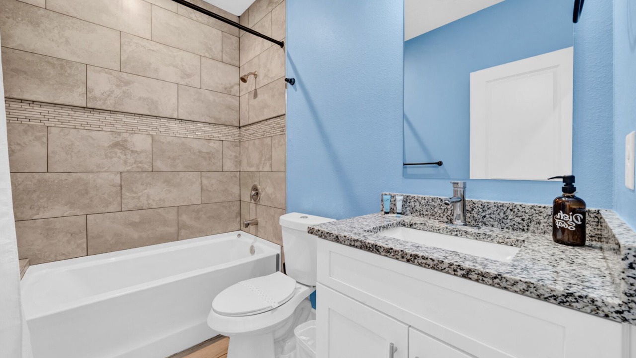 Photo of Bathroom in Bridgewater Crossing