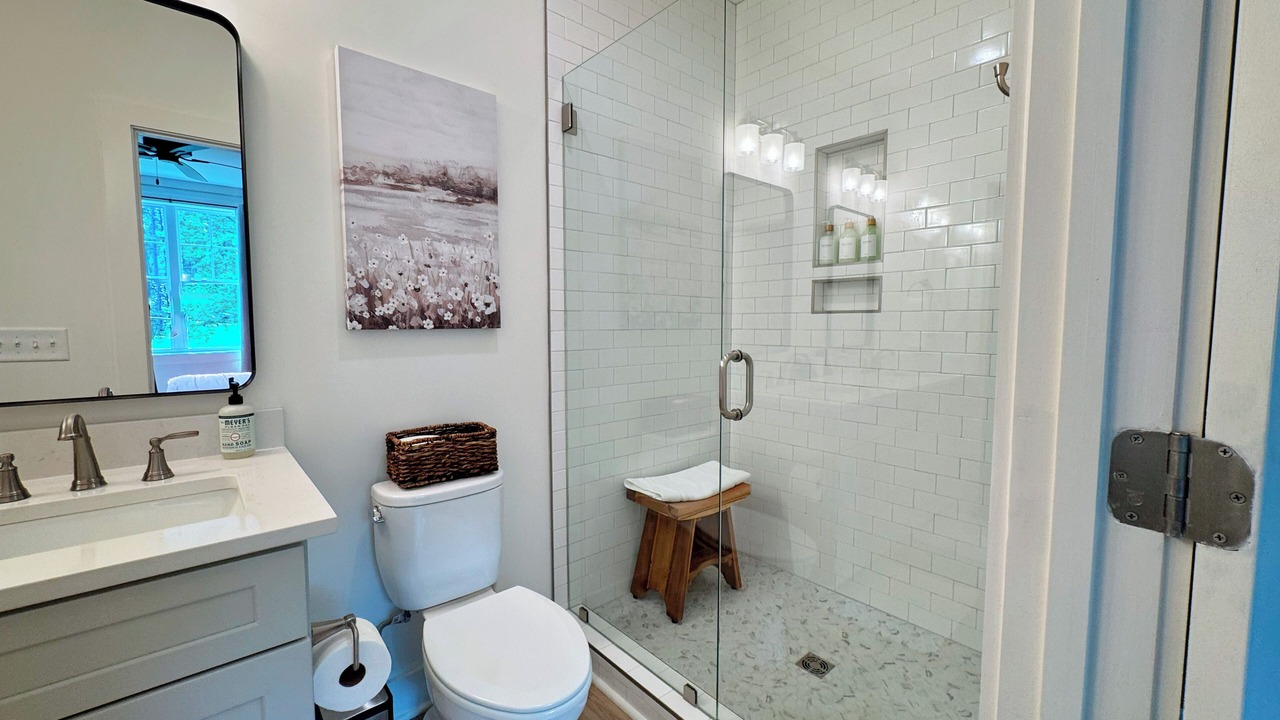 Photo of Bathroom in Jacksons' Gap