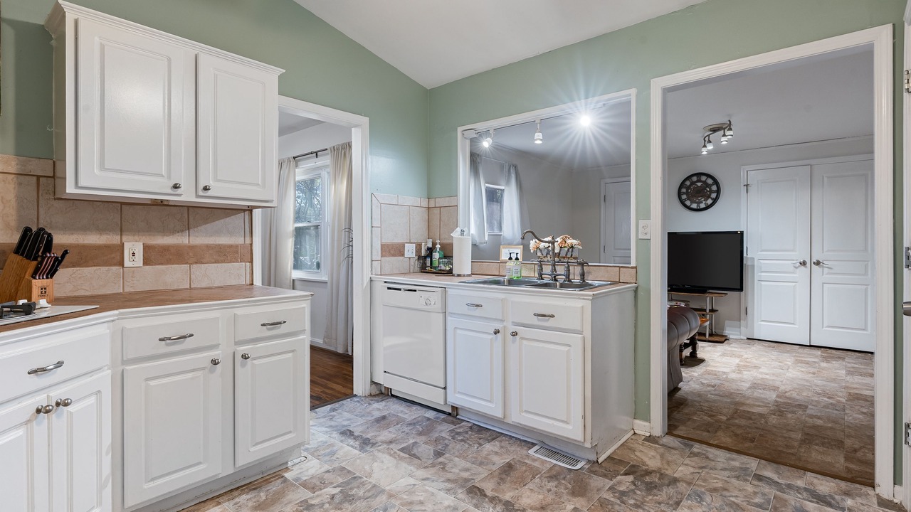 Photo of Kitchen in Crestline Heights