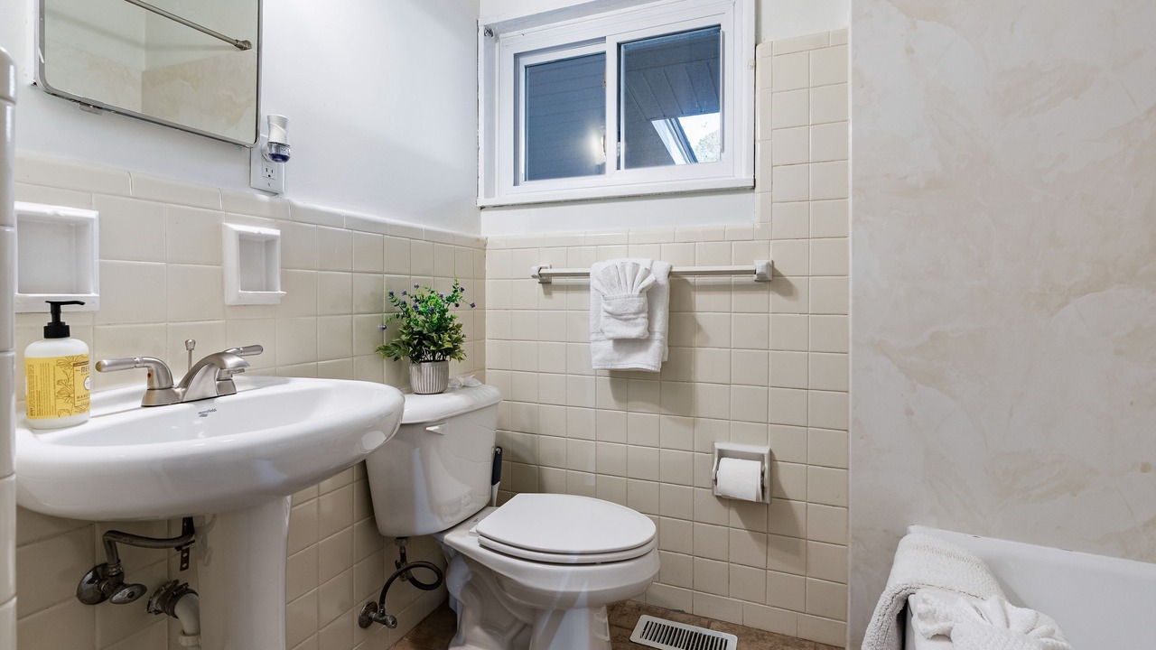 Photo of Bathroom in Crestline Heights