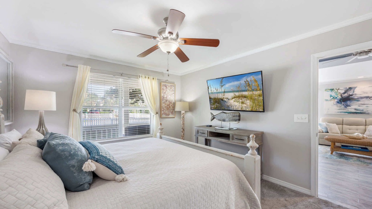 Photo of Bedroom in Clipper Cove