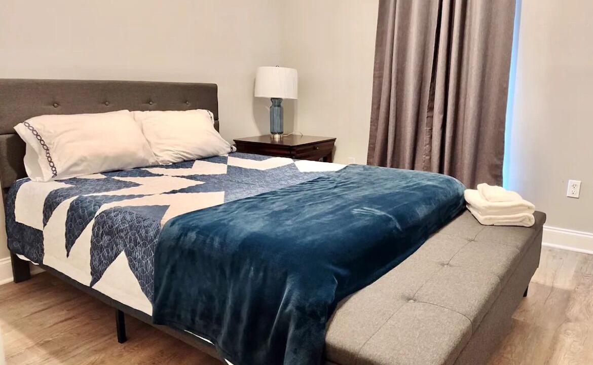 Photo of Bedroom in Broadmoor