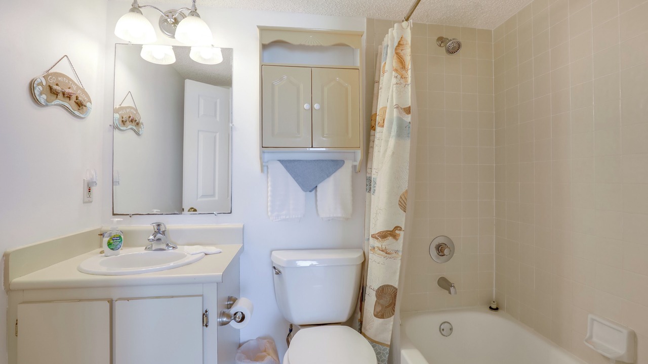 Photo of Bathroom in Ormond-by-the-Sea