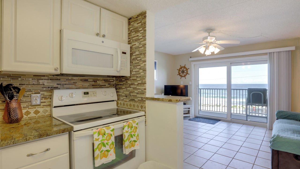 Photo of Kitchen in Ormond-by-the-Sea