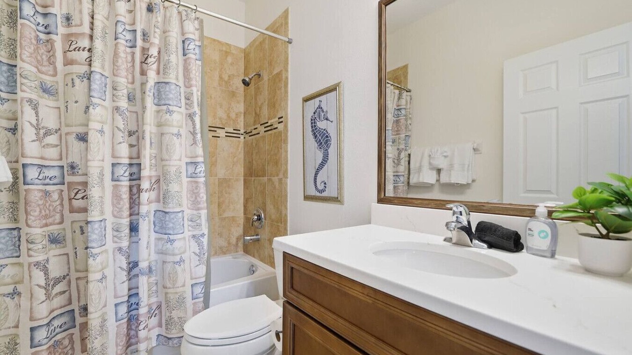 Photo of Bathroom in Painters Hill