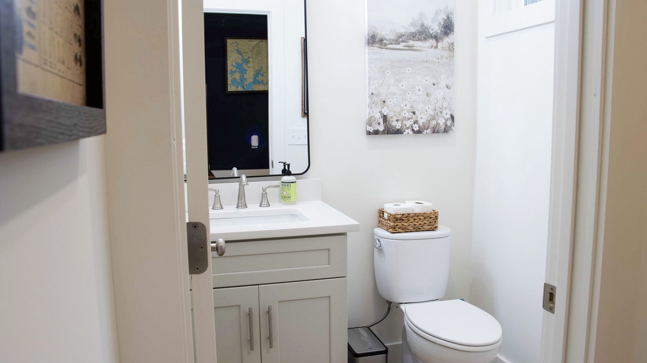 Photo of Bathroom in Jacksons' Gap