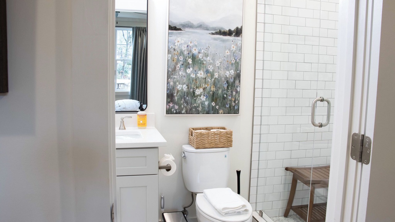 Photo of Bathroom in Jacksons' Gap