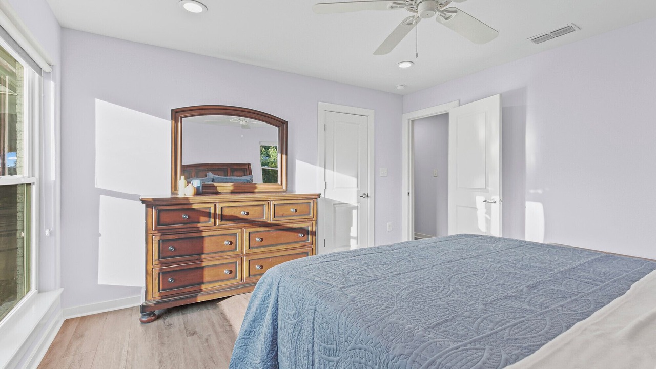 Photo of Bedroom in Jackson Heights