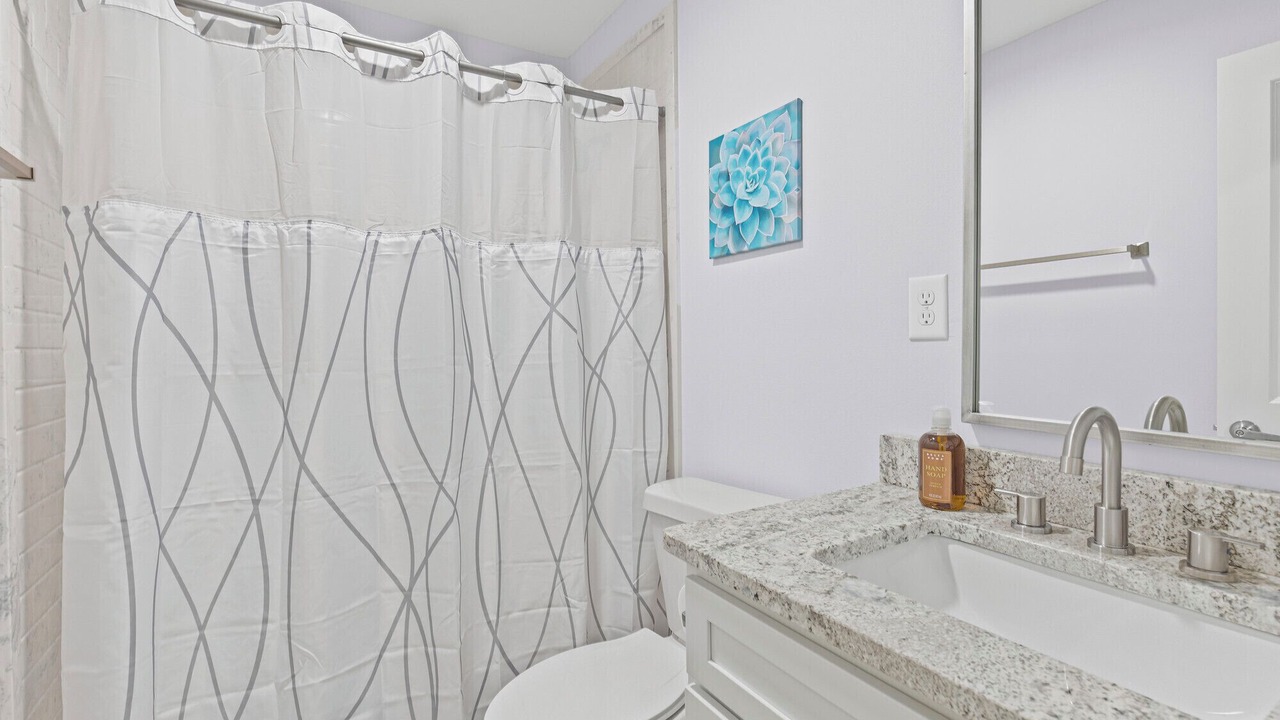 Photo of Bathroom in Jackson Heights