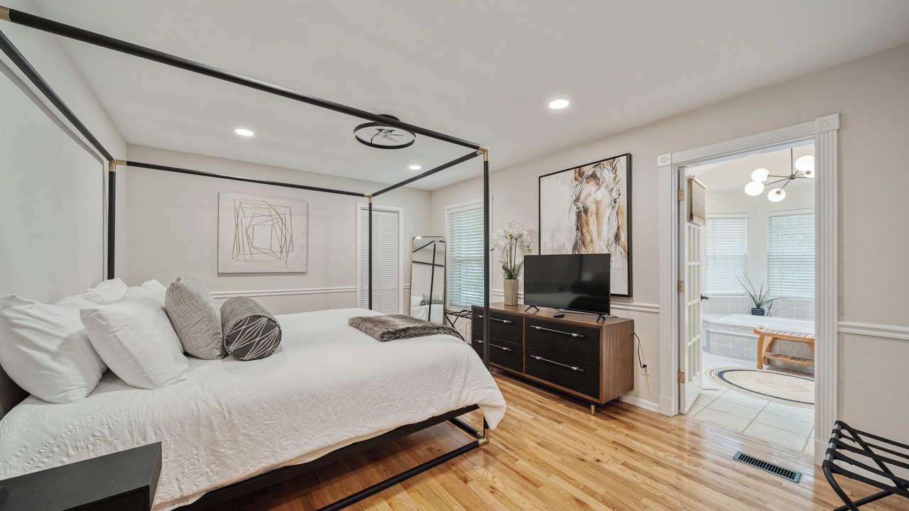 Photo of Bedroom in Killearn Estates