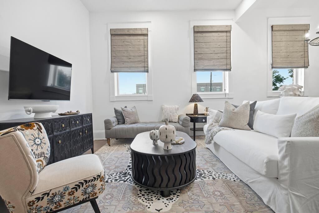 Photo of Livingroom in Downtown Jacksonville