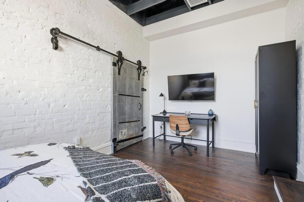 Photo of Bedroom in Downtown Jacksonville