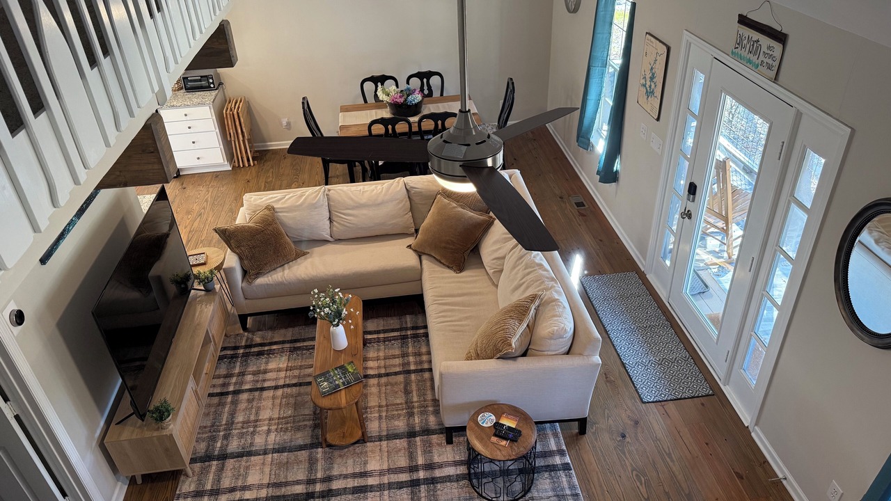 Photo of Livingroom in Alexander City