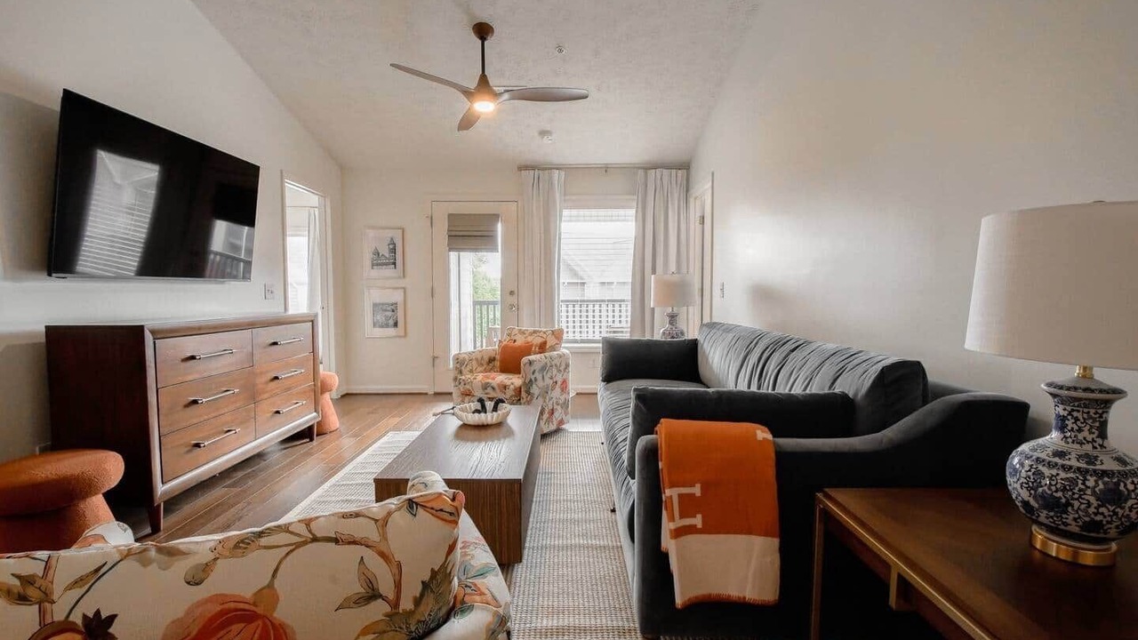 Photo of Livingroom in Auburn