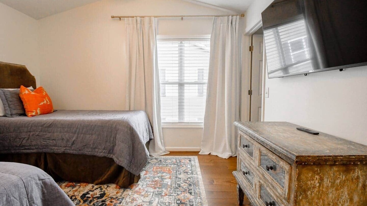 Photo of Bedroom in Auburn