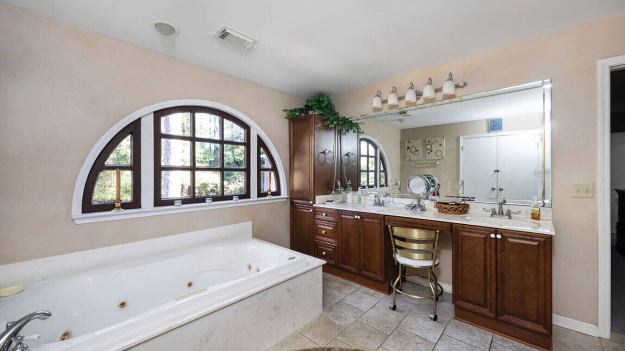 Photo of Bathroom in Northport