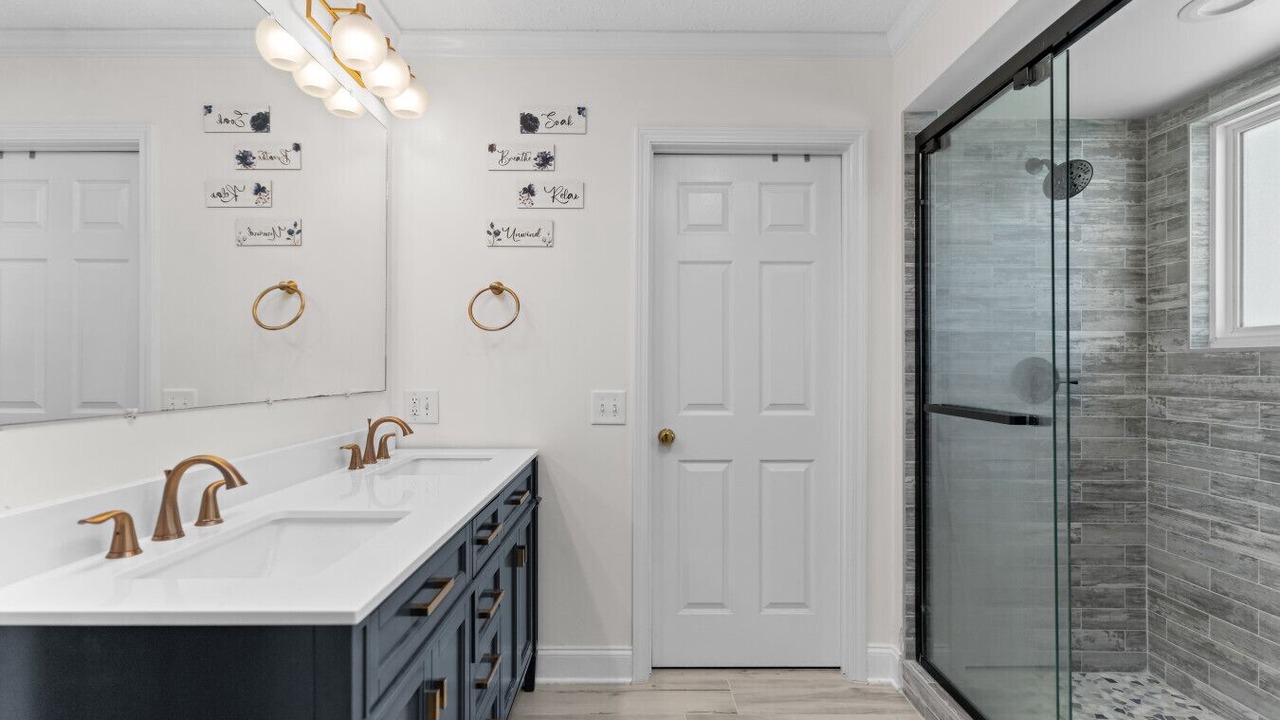 Photo of Bathroom in Eatonton