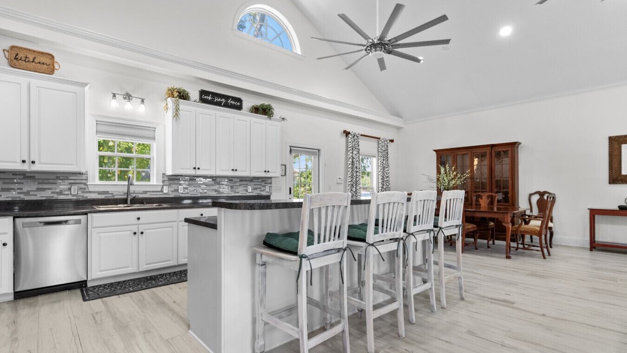 Photo of Kitchen in Eatonton