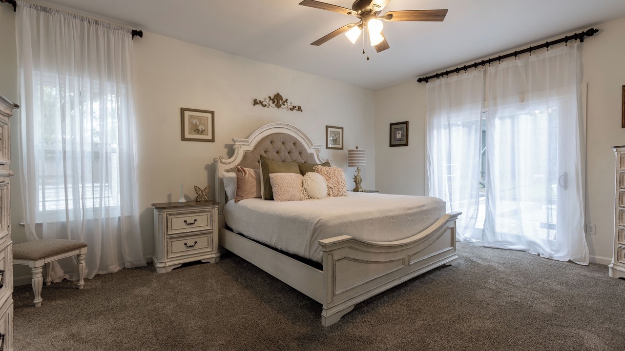 Photo of Bedroom in Foley