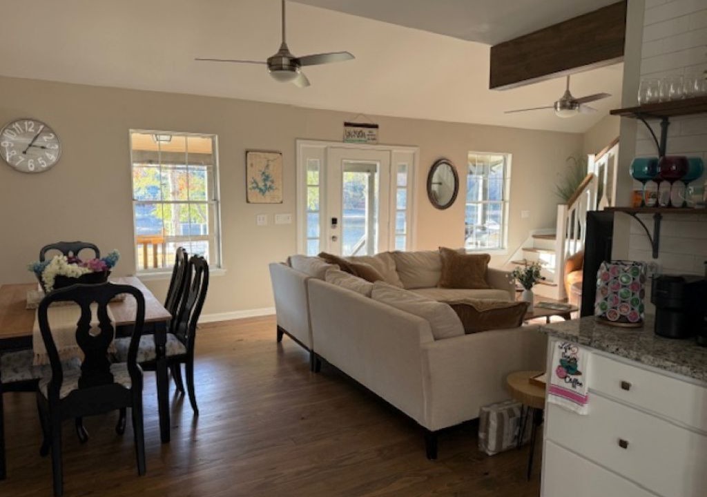 Photo of Livingroom in Alexander City