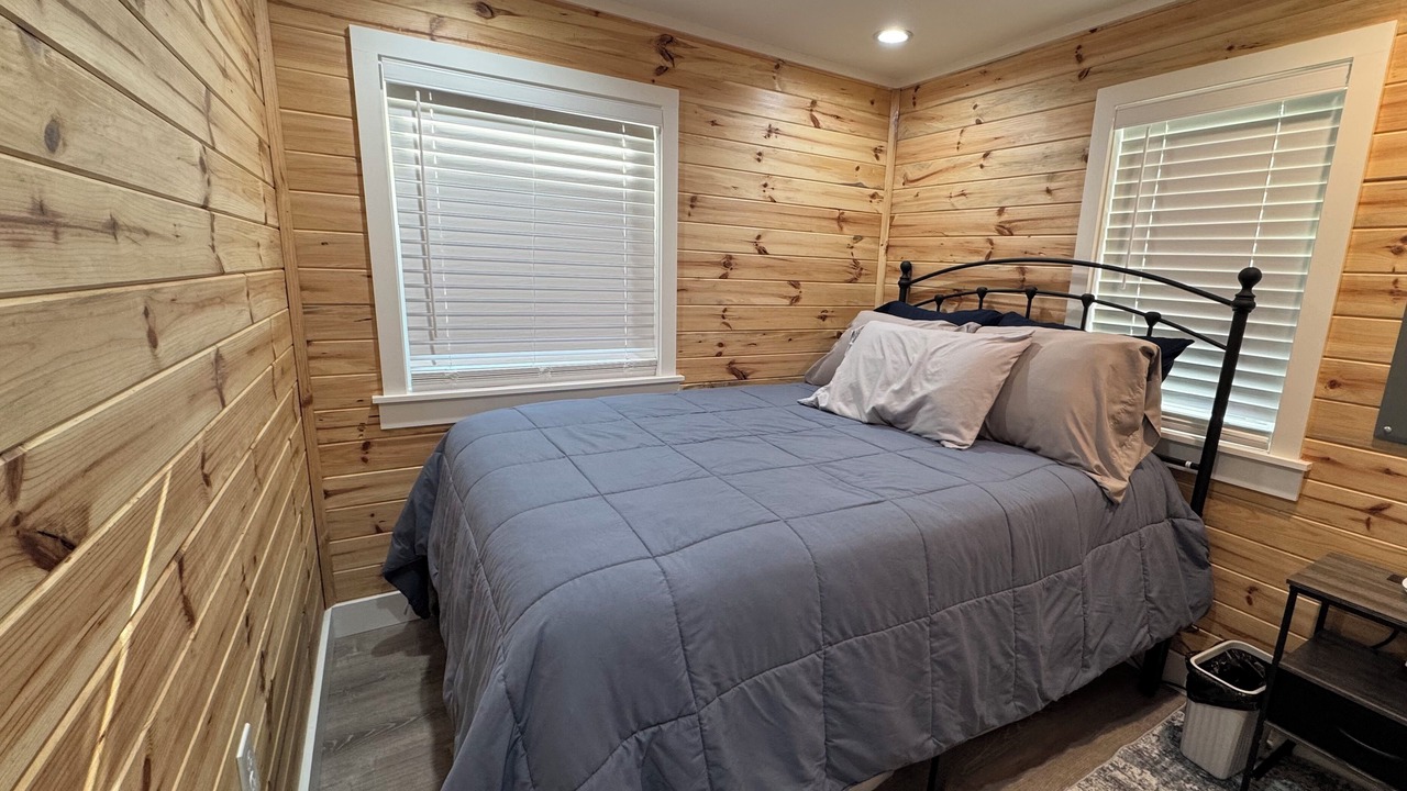 Photo of Bedroom in Kalkaska